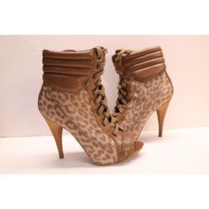 NWOT RACHEL Rachel Roy Leopard Peep Toe Booties